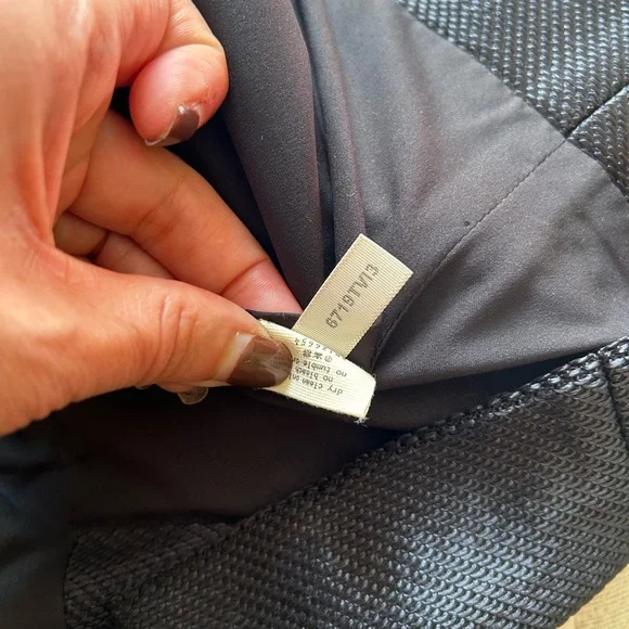 L'Agence black fitted dress sz 6 - Picture 15 of 17